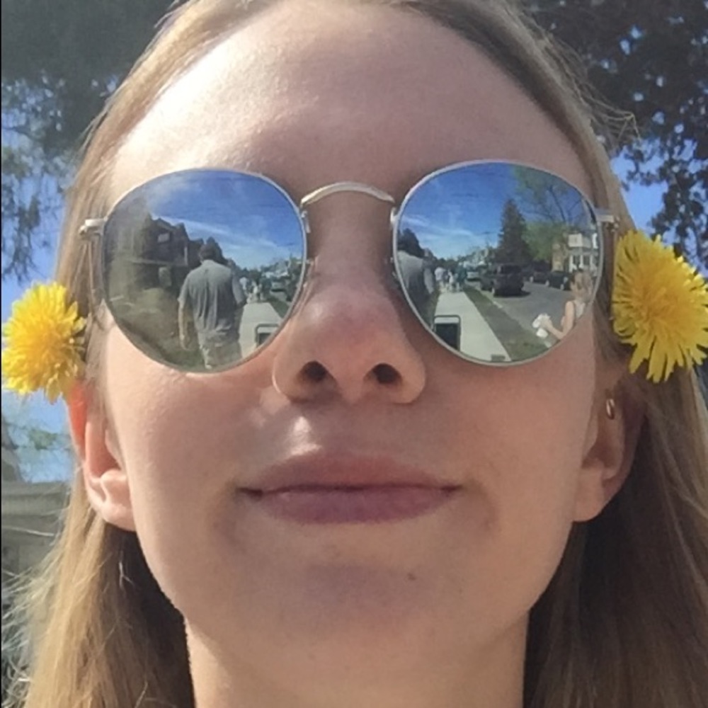 Meet your Posher, Megan